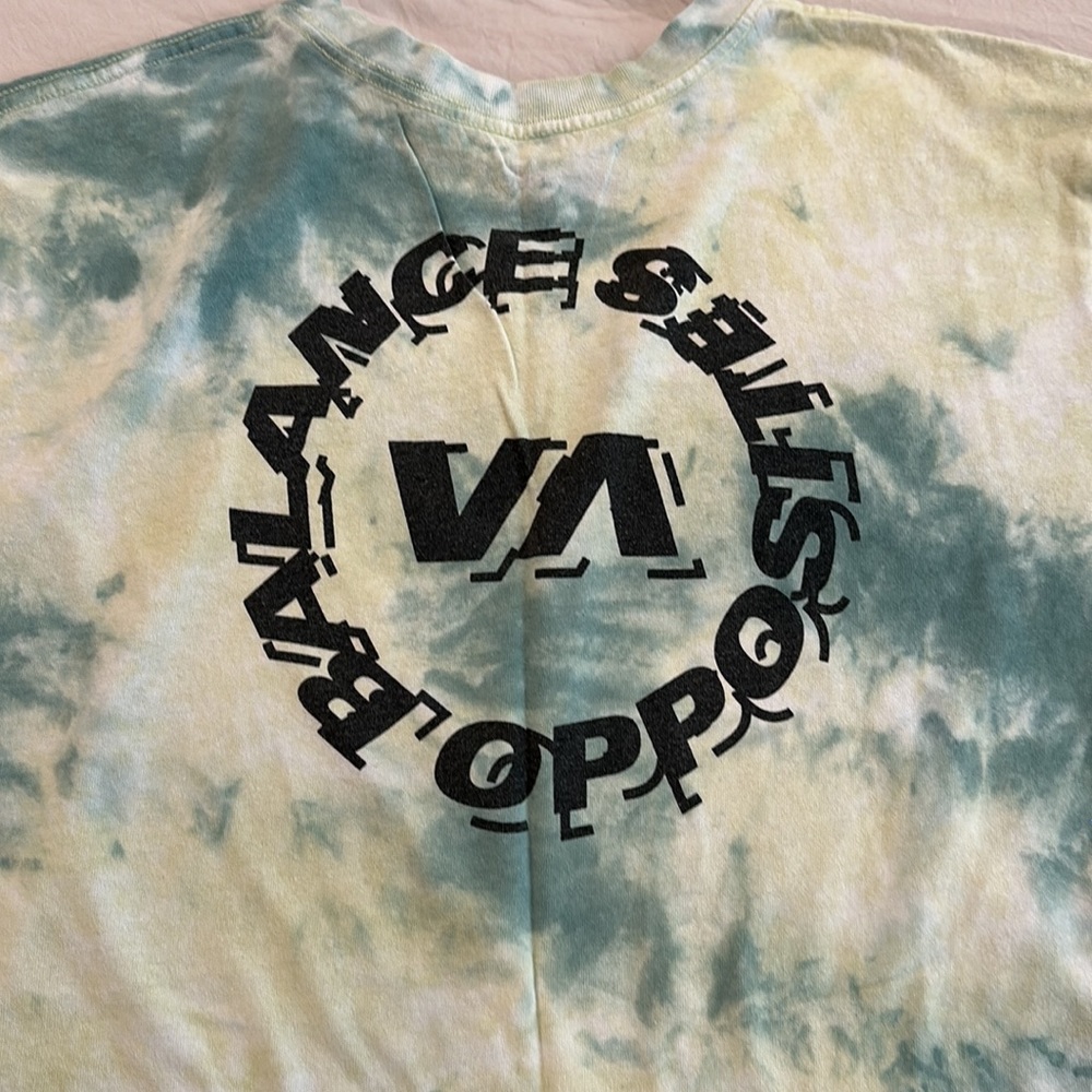 RVCA tie dye tee shirt - Picture 3 of 4